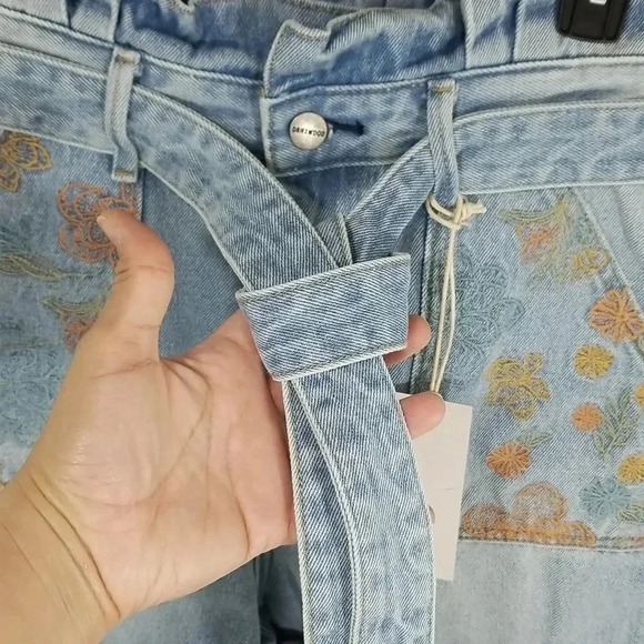 {Driftwood} Paperbag Short Stencil Light Wash - Picture 9 of 13